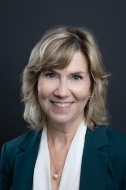 Nancy Carter headshot